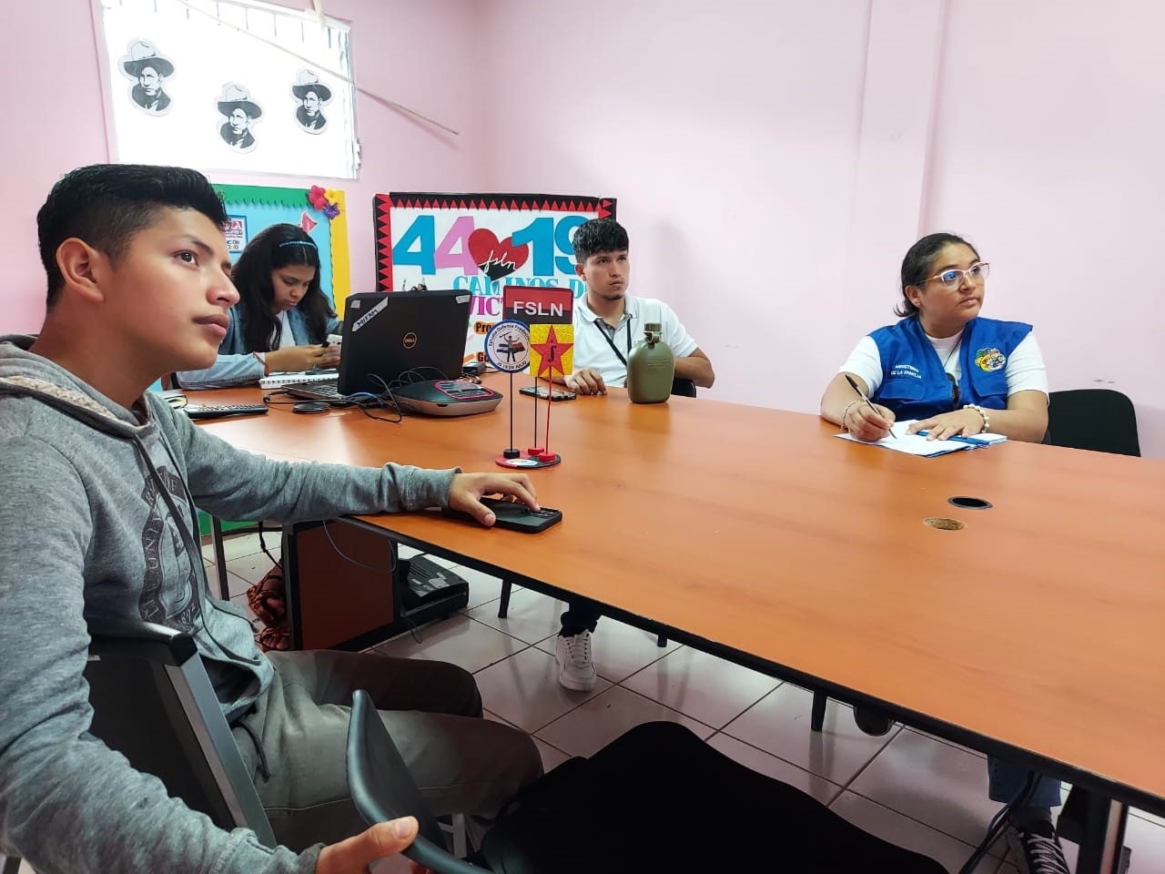 El propósito de este taller es conformar brigadas de Atención Psicosocial con los adolescentes líderes de las EVA, que en conjunto con otros jóvenes apoyará al SINAPRED en las situaciones de emergencia nacional para atender a las familias afectadas.